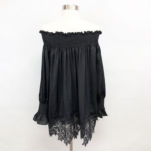 Anthropology eri + ali black silky tunic with lovely lace details!